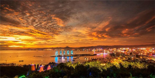 2025红木家具连锁店哪家项目有优势（红木家具厂家直销店）